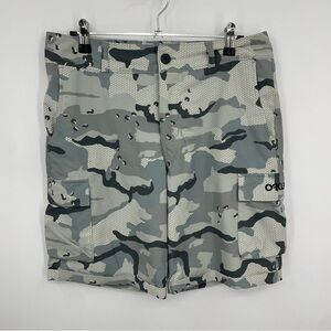 Oakley Camo Cargo 19 Hybrid Short Size 30 gray 8” inseam